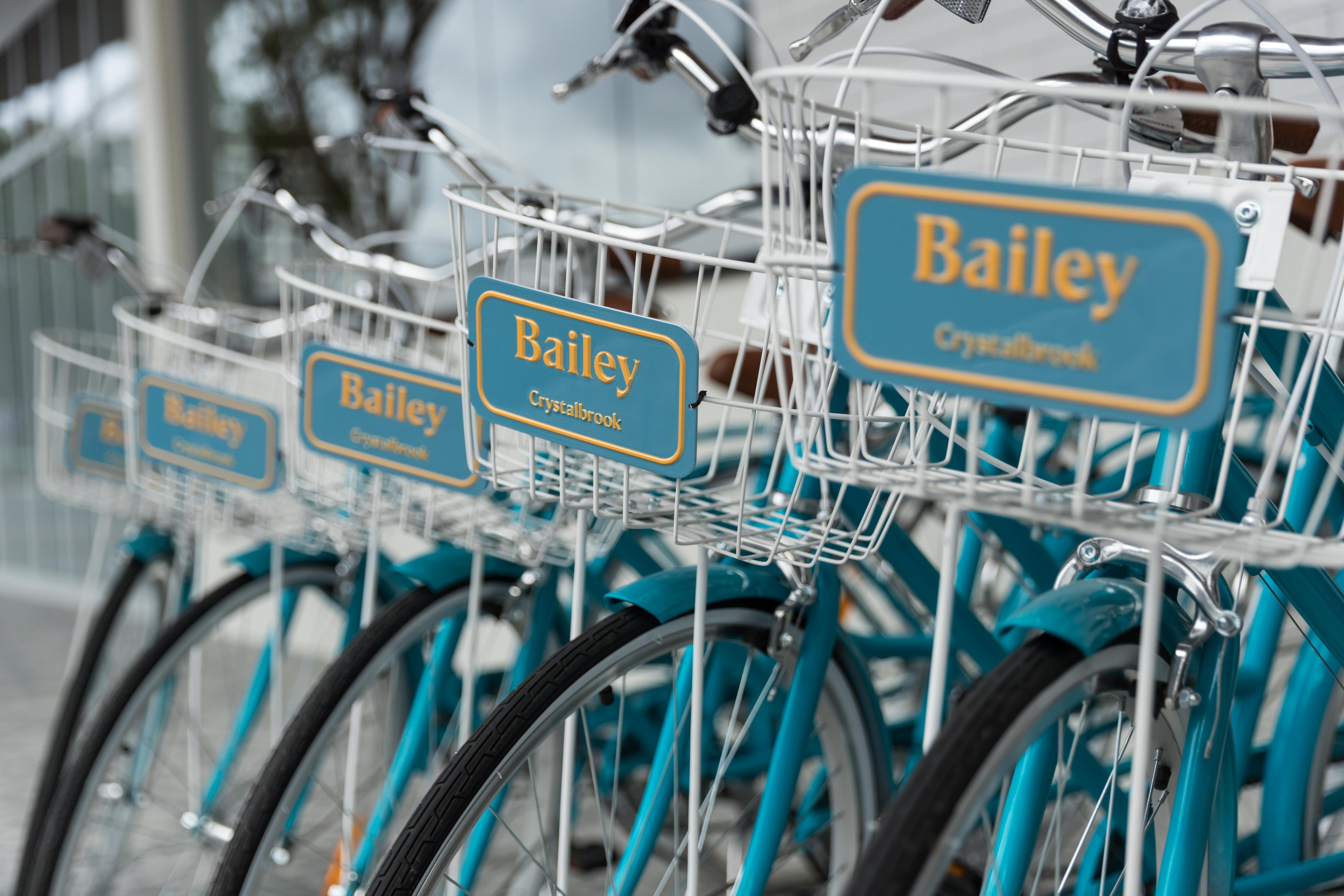 מלון קאירנס Crystalbrook Bailey מראה חיצוני תמונה Bicycles at the station