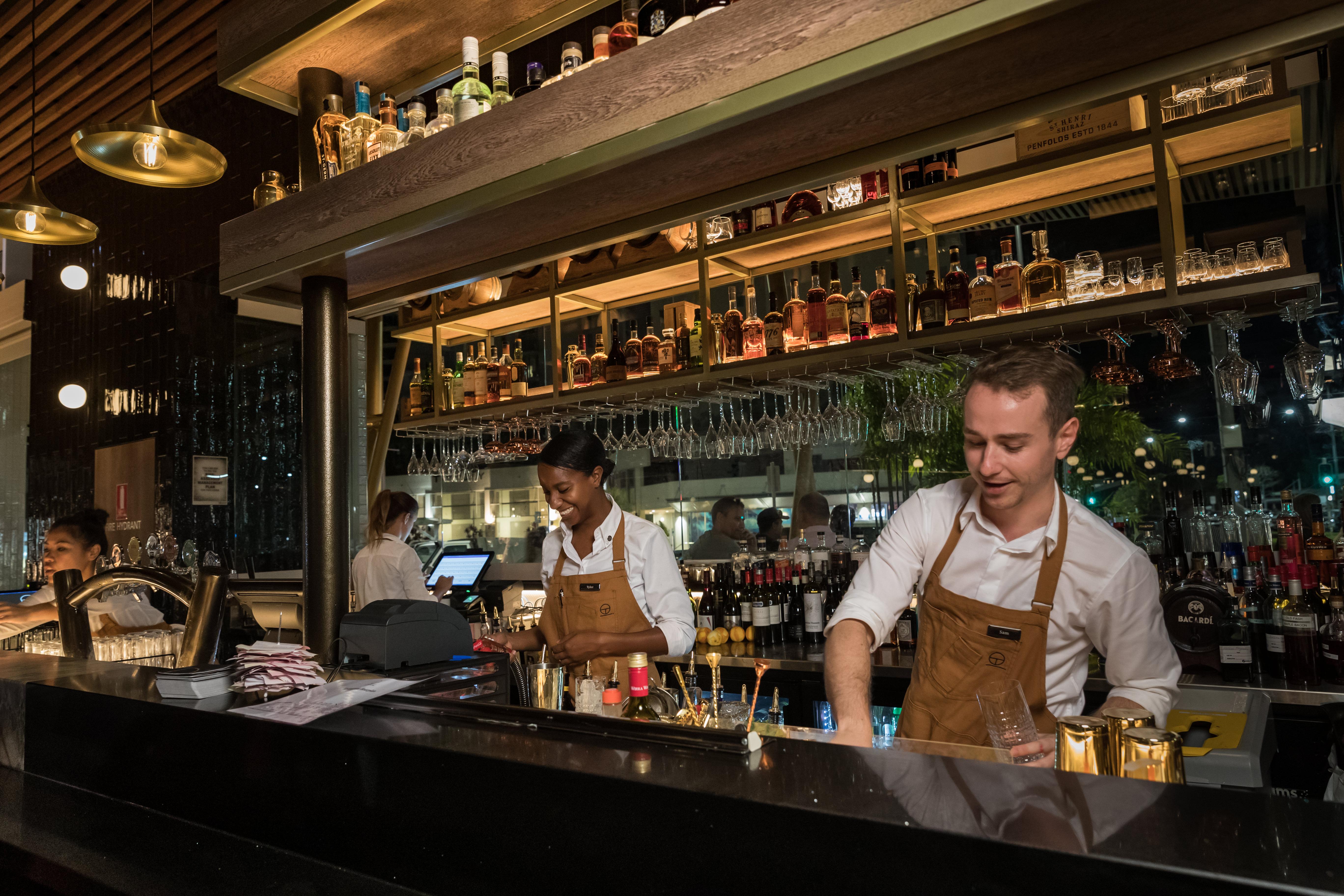 מלון קאירנס Crystalbrook Bailey מראה חיצוני תמונה The bar at the restaurant