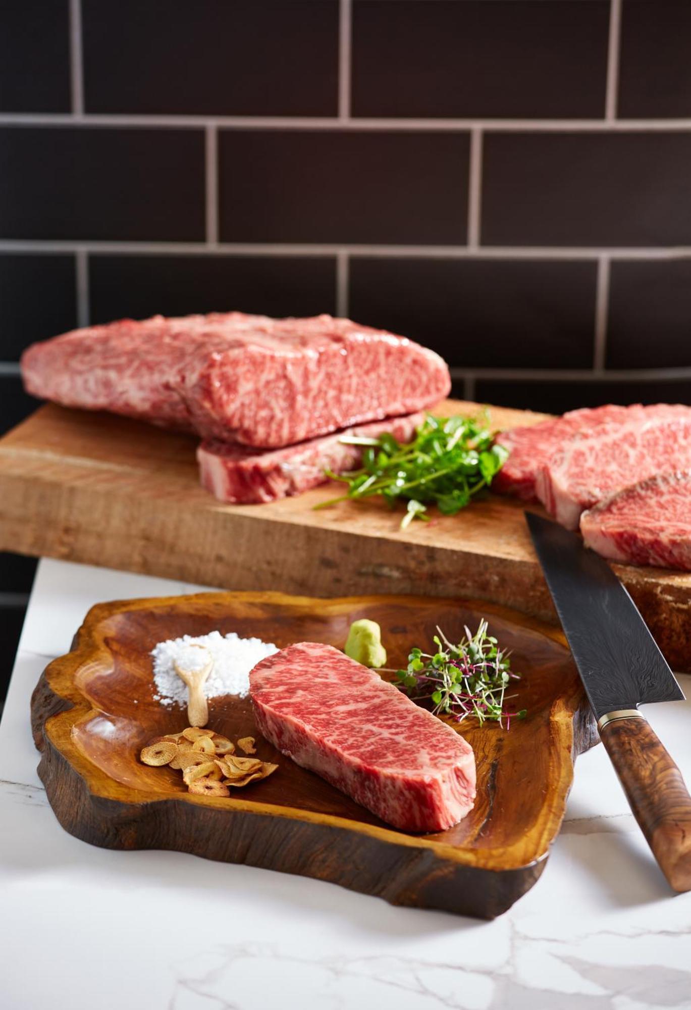 מלון קאירנס Crystalbrook Bailey מראה חיצוני תמונה Australian Wagyu